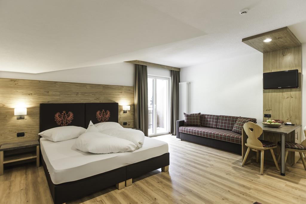 Hotel Adler Ahrntal Eksteriør billede