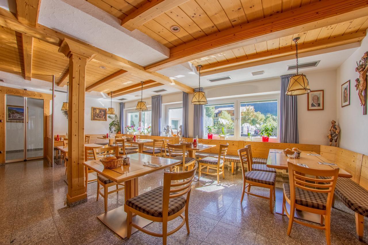 Hotel Adler Ahrntal Eksteriør billede